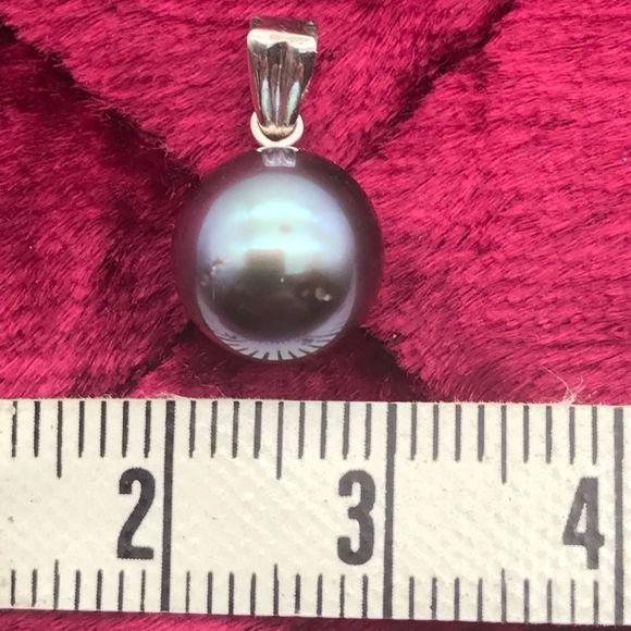 Authentic Tahitian Black Pearl (One) - Picture 1 of 8